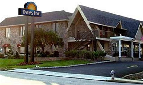 days inn springfield pa